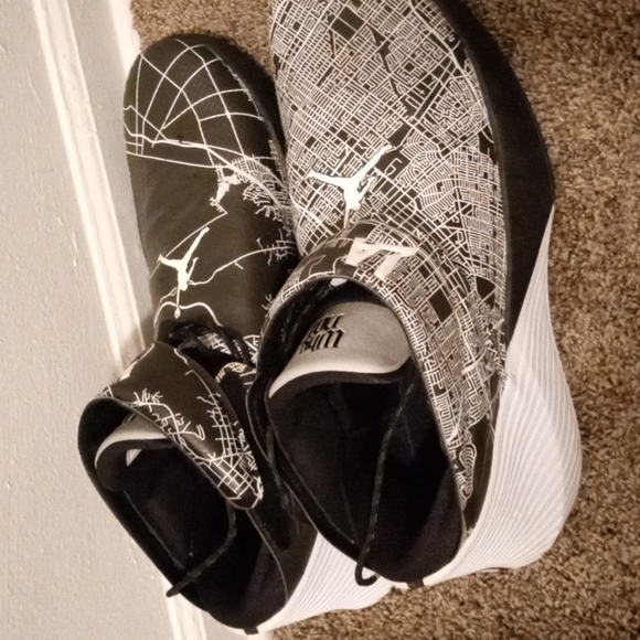 JORDANS - Picture 2 of 3